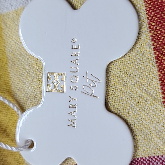 New Mary Square brand dog color size large - Picture 2 of 4